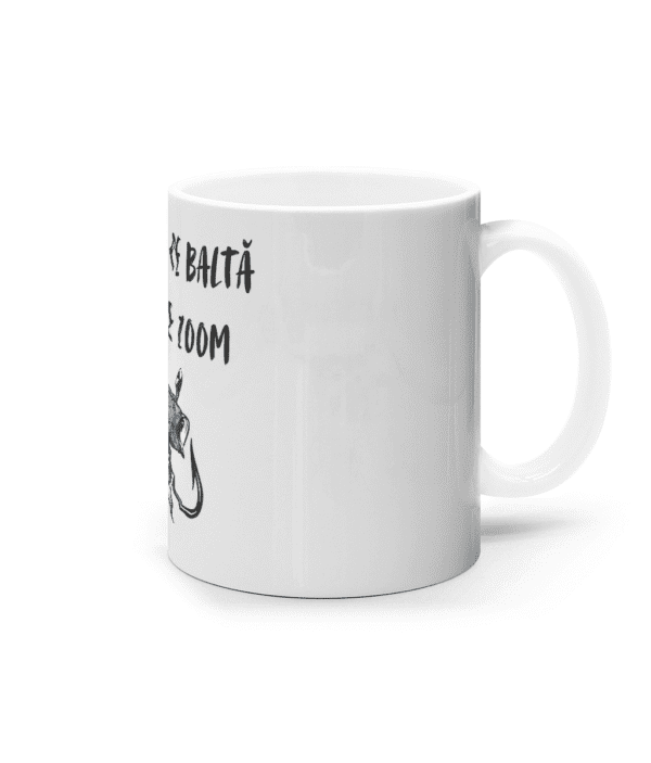 Cană ceramică albă „Mai bine pe baltă decât pe Zoom” - imagine 2